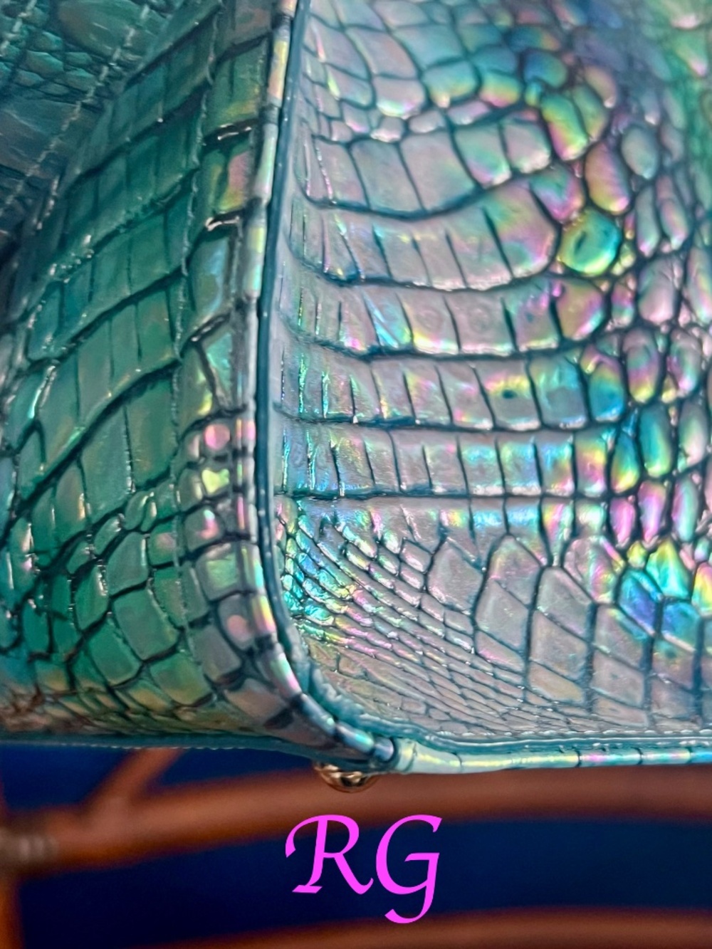 💙🩵NWT Brahmin Iridescent Blue Topaz Small Caroline Handbag w/Strap 2 EYES 💙🩵 - Picture 8 of 15